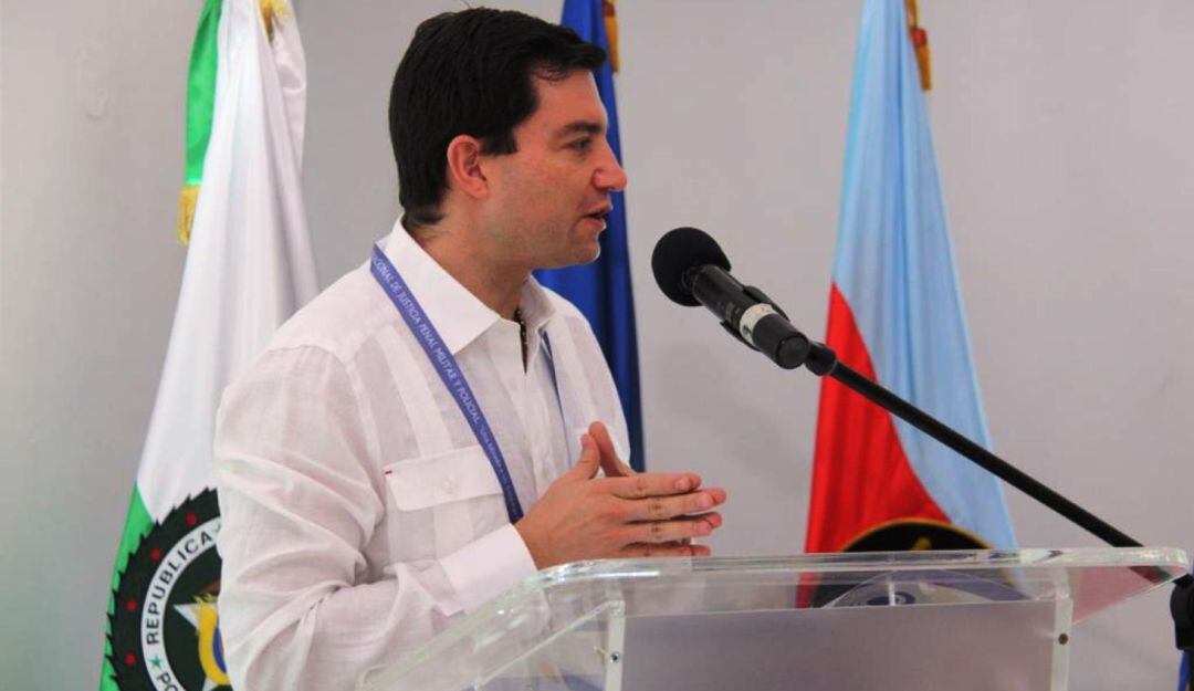 "Equipos operacionales de fuerzas militares son obsoletos": Contralor