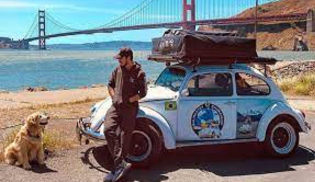 Muere en accidente el instagramer que viajaba con su perro por el mundo