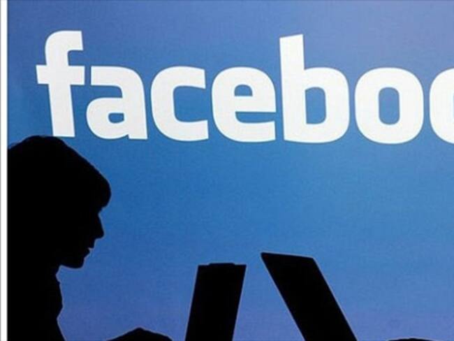 Facebook permitirá enviar dinero a los amigos a través del chat