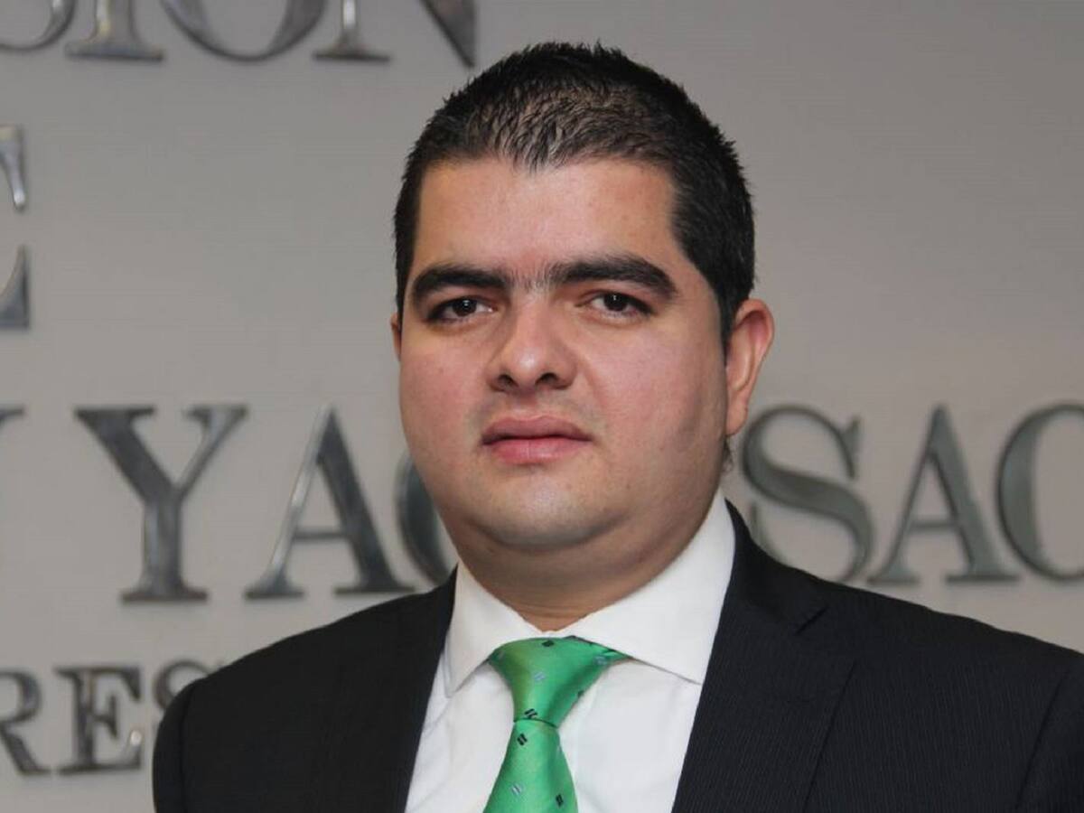 10 meses de inhabilidad para Julián Bedoya por irregularidades en su título como abogado