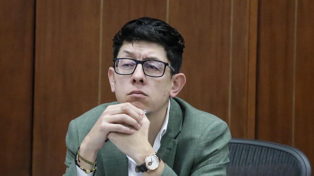 Daniel Rojas, ministro de Educación, habla sobre exámenes de ingreso a la educación superior y dice que son una barrera