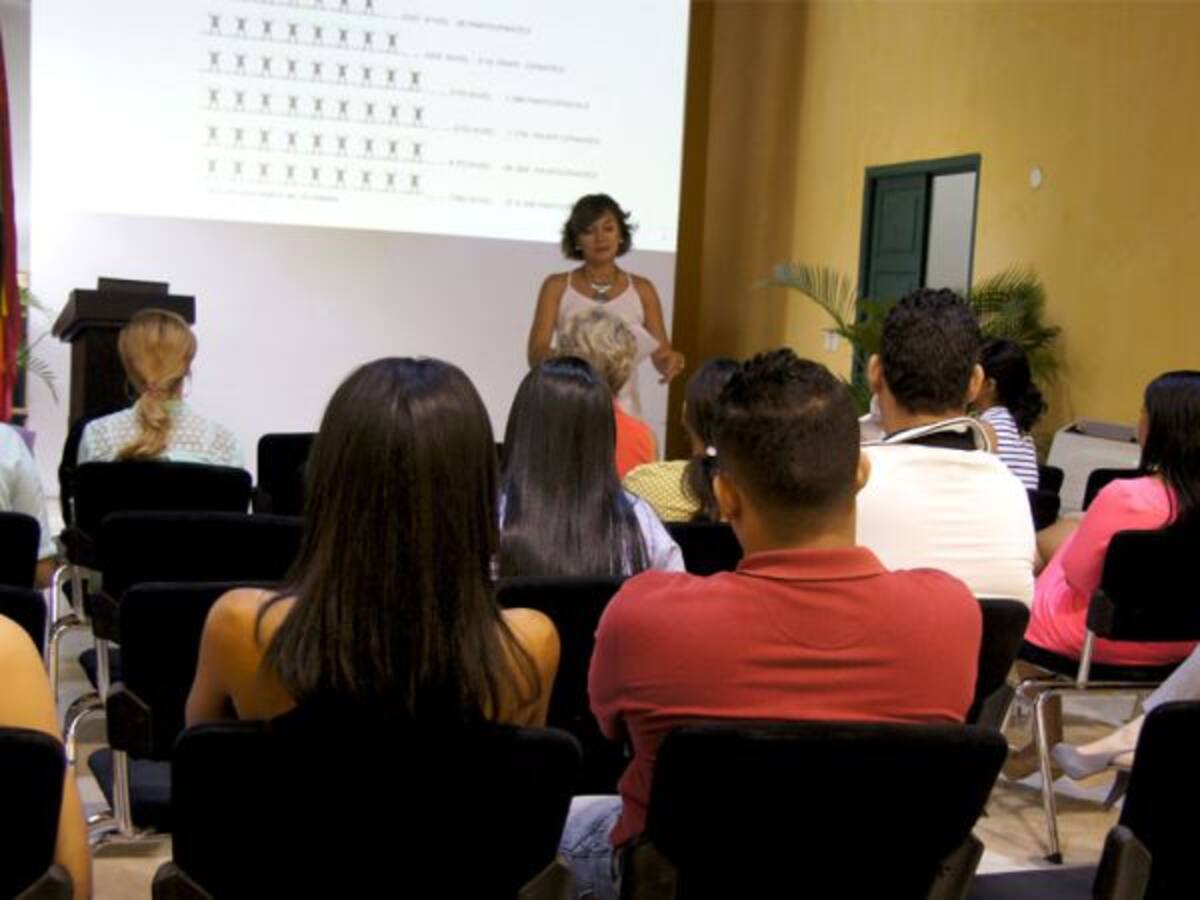 Superfinanciera llegó a Cartagena con su campaña contra la captación ilegal de dinero