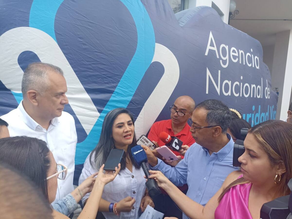 El 45% de los motociclistas no usan el casco de manera correcta: Agencia de Seguridad Vial