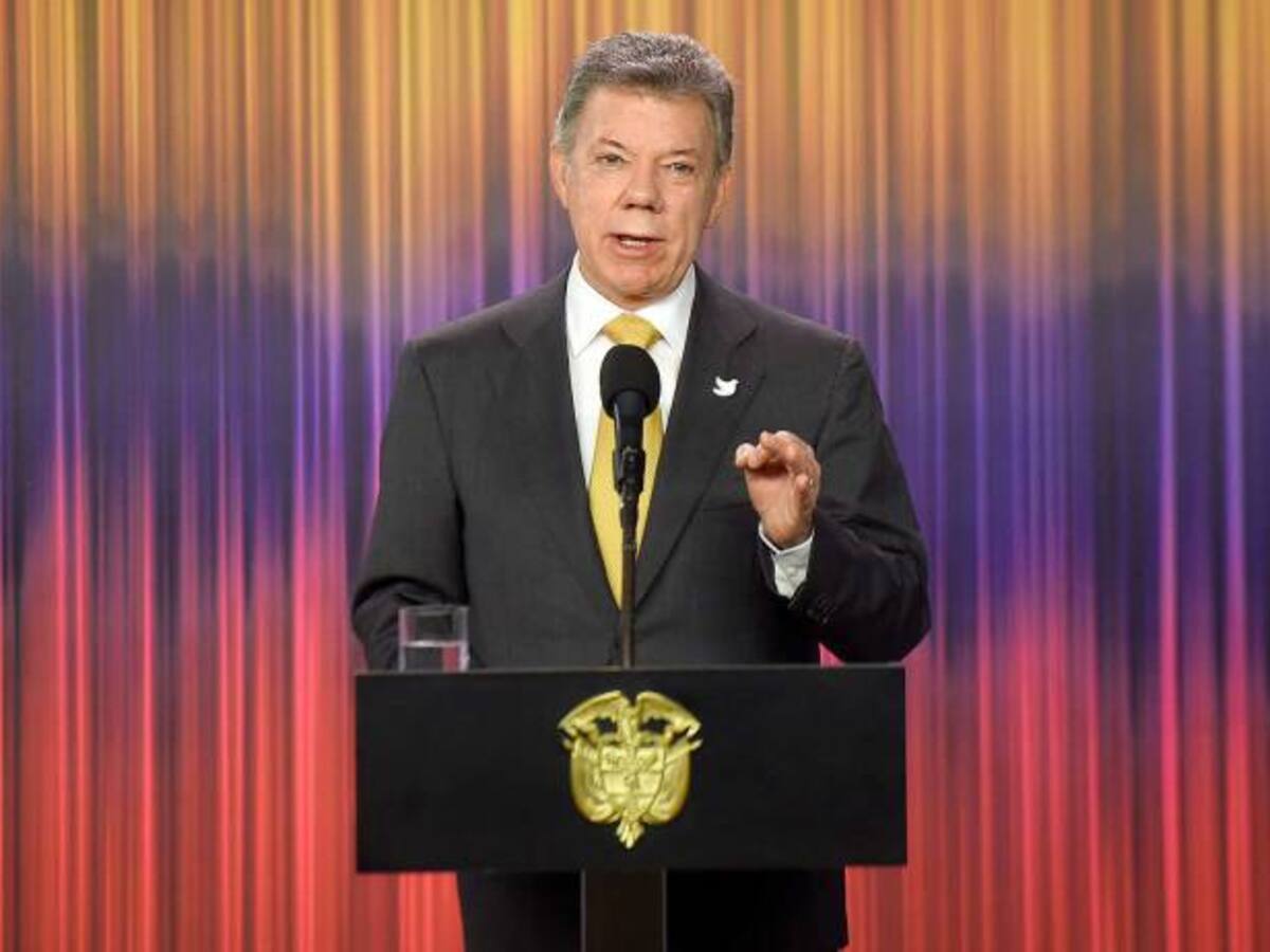 "Me duele comprobar que la corrupción pueda llegar a instancias tan altas del Estado": Santos