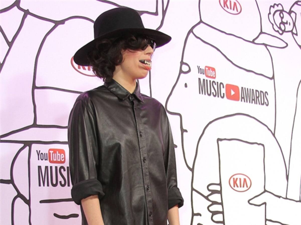 Lady Gaga saca su lado más siniestro