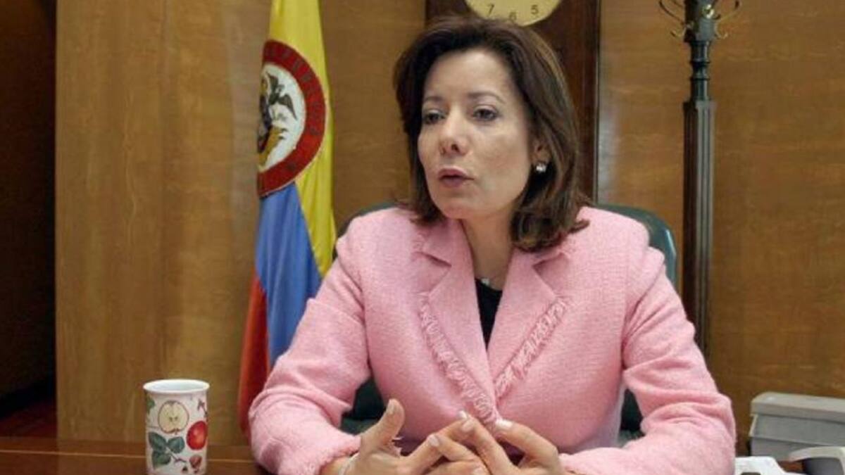 Exministra pide no dejar a la deriva a trabajadores de Recrear