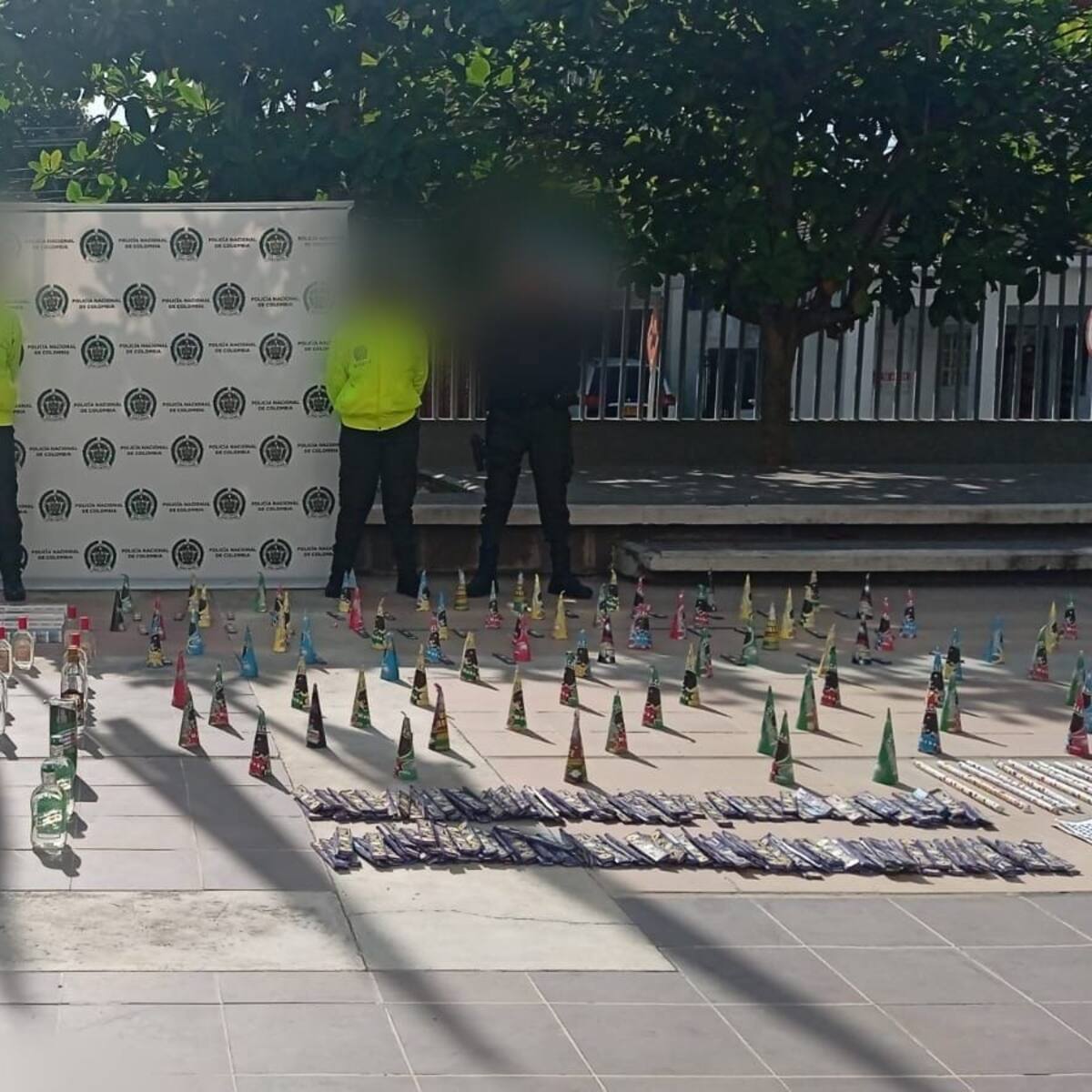 Policía metropolitana incautó licor y pólvora ilegal en Cartagena