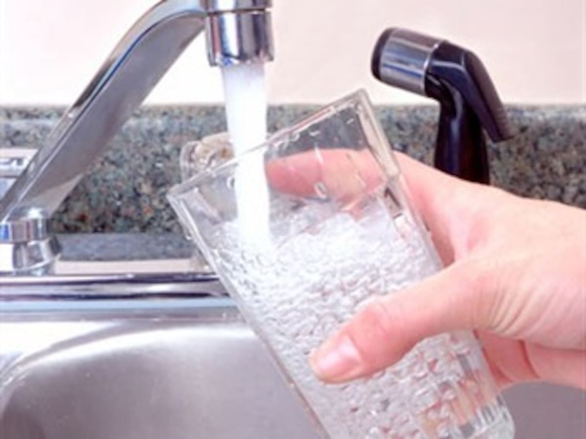 Gobierno Panamá anuncia que agua potable en la capital es apta para consumo