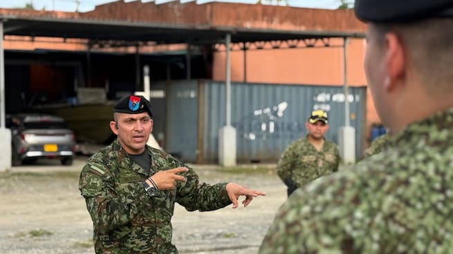 “Espero levanten tanta restricción para el porte legal de armas”: comandante del Gaula
