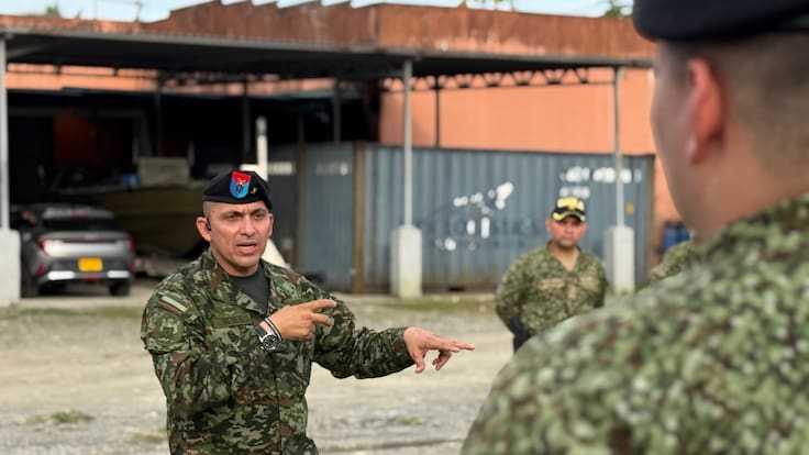 “Espero levanten tanta restricción para el porte legal de armas”: comandante del Gaula