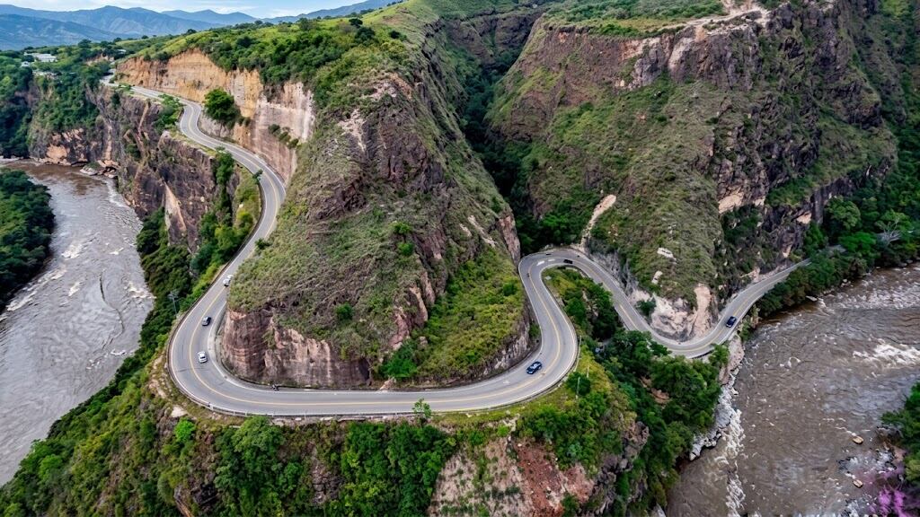 La Concesionaria Ruta al Sur y las autoridades departamentales confirmaron el arranque inminente de las obras en Pericongo. Foto Redes Sociales