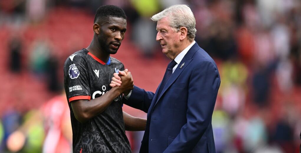 Jefferson Lerma y el entrenador del Crystal Palace luego del primer partido por Premier League ante Sheffield United  (Photo by Sebastian Frej/MB Media/Getty Images)