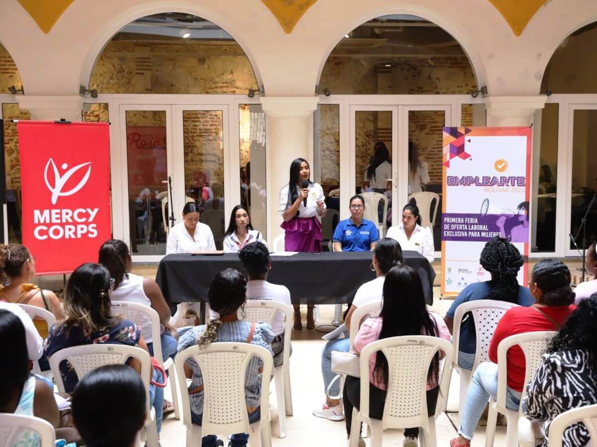 Más de 500 mujeres con oportunidad de trabajar en Bolívar