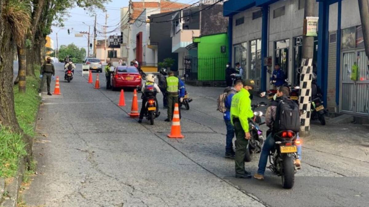 Policía intensifica operativos en Pereira para cumplir la cuarentena