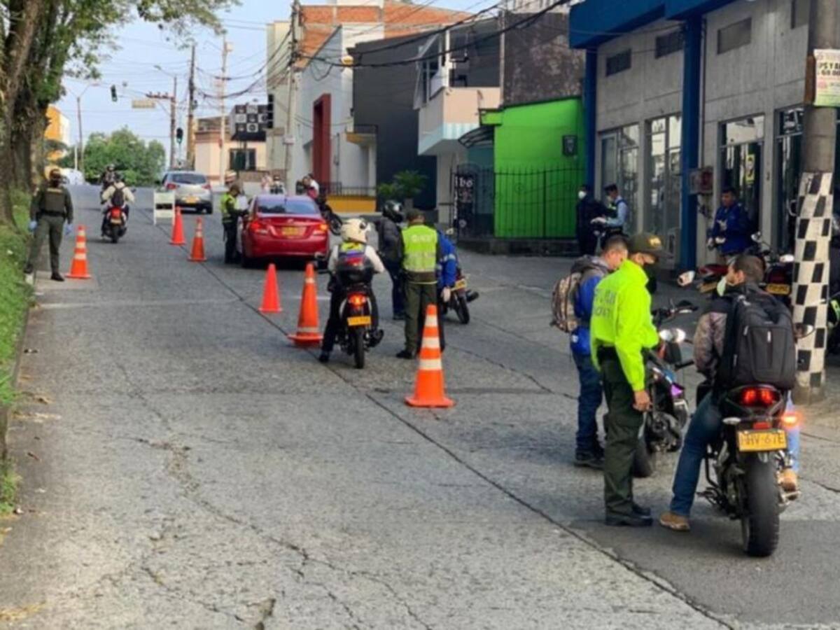 Policía intensifica operativos en Pereira para cumplir la cuarentena