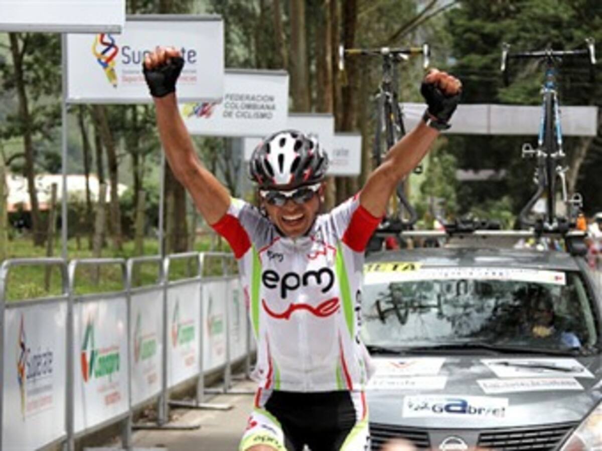 Salvador Moreno ganó la tercera etapa en la Vuelta de la Juventud