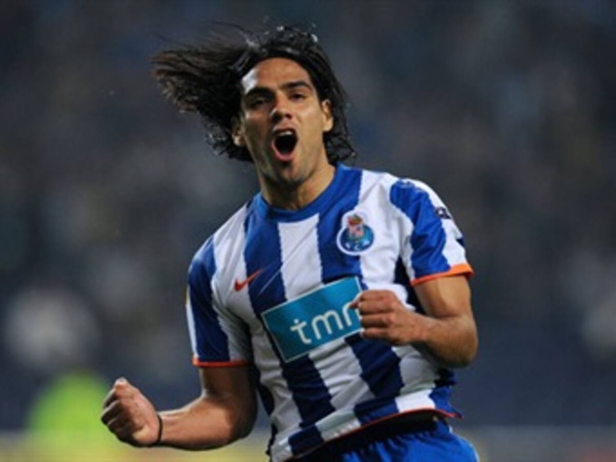 Falcao García renovó contrato con el Porto hasta 2015
