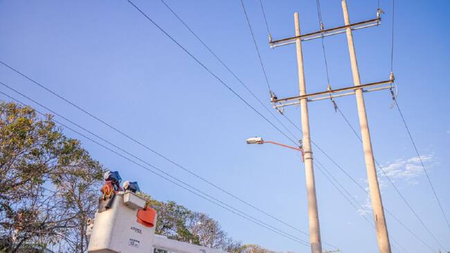 La empresa asegura que reparar y renovar la infraestructura deteriorada para mejorar la prestación del servicio