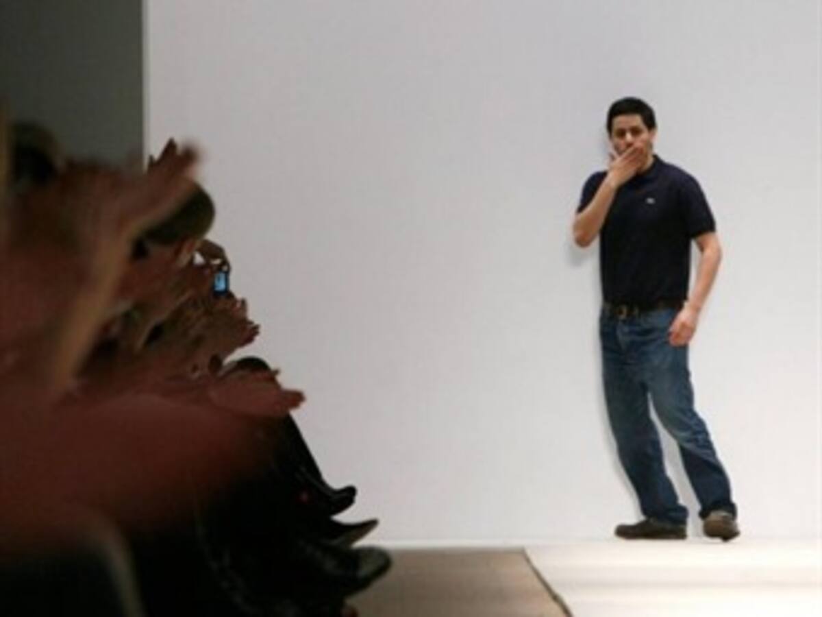 El diseñador colombiano Brian Reyes es considerado la “nueva joya” de la Moda