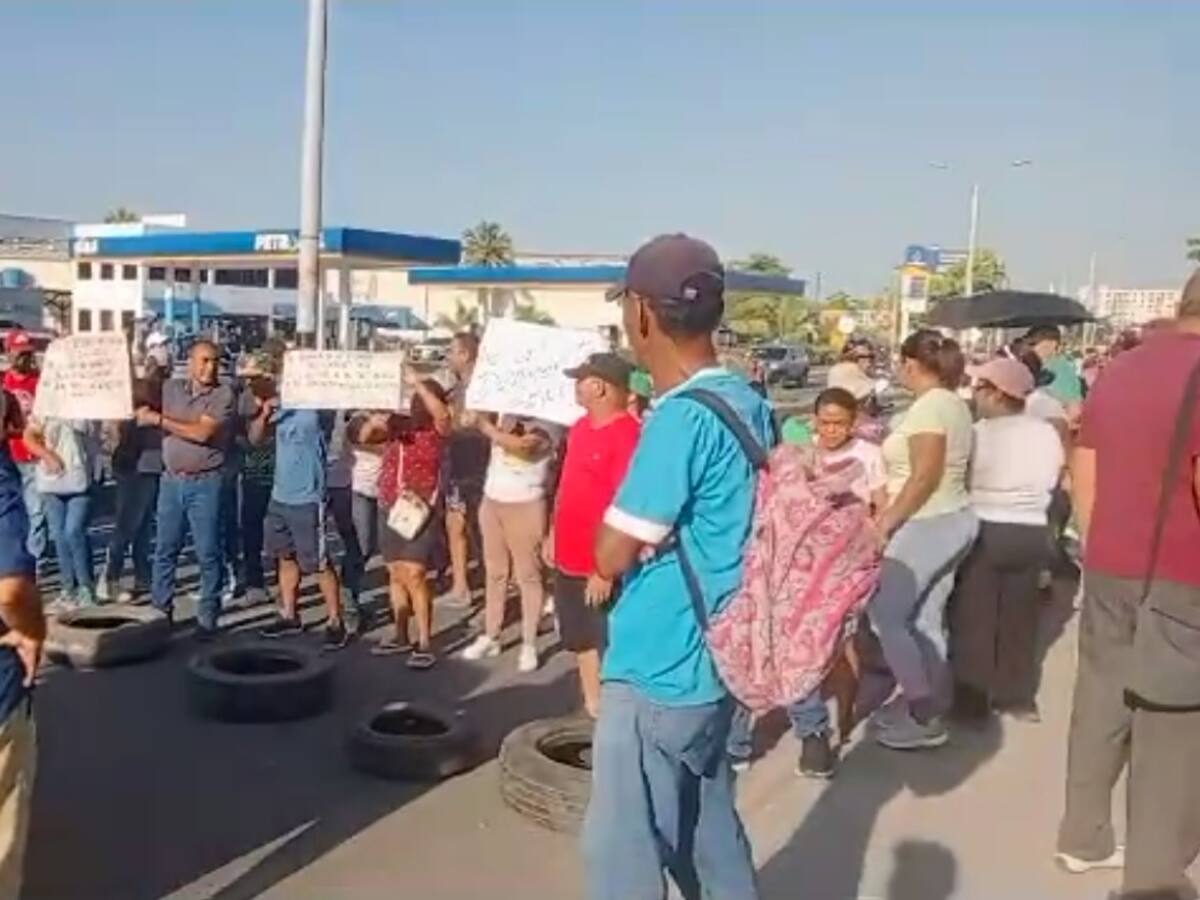 Vecinos de Villas de La Candelaria protestaron contra orden de desmonte de talanqueras