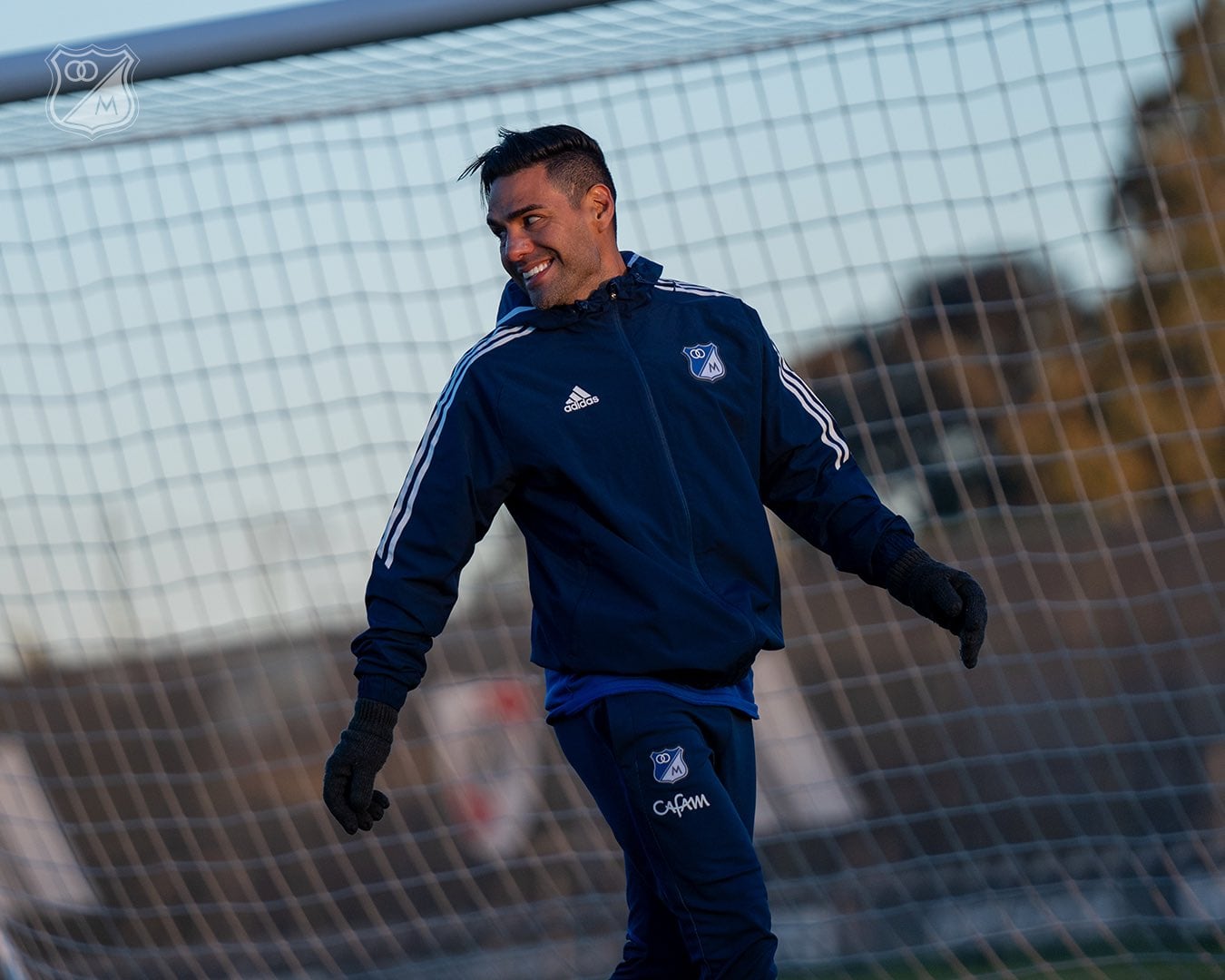 Falcao se entrena con Millonarios en la sede deportiva de River Plate / Twitter: @MillosFCOficial.