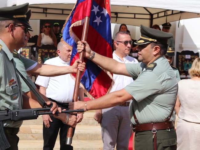 Coronel Alexander Martín asume como nuevo comandante del Departamento de Policía Magdalena/ DEMAG