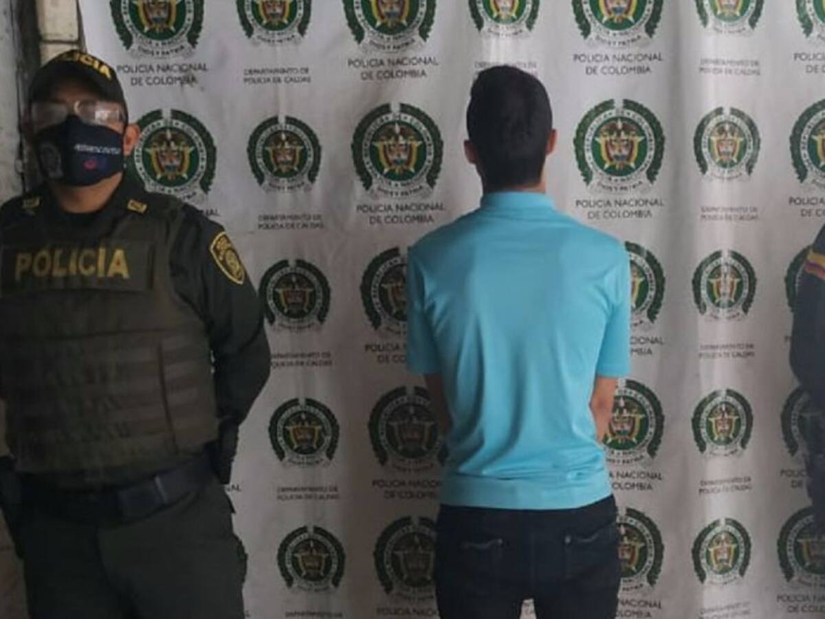 Capturan a dos hombres en Caldas por presunta violencia intrafamiliar