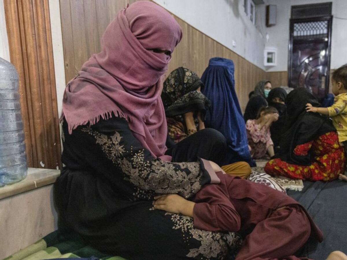 ¿Qué les espera a las mujeres afganas bajo un gobierno talibán?