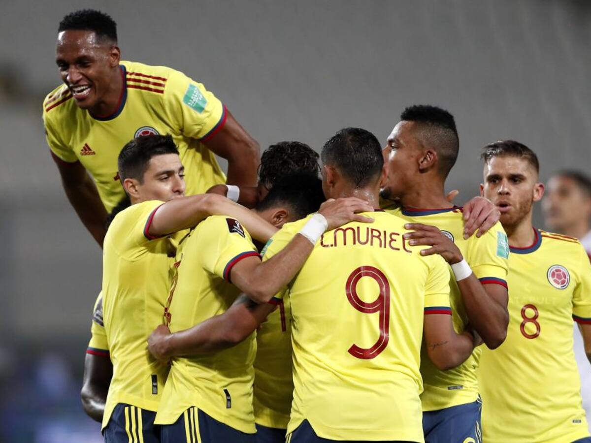 Colombia goleó a Perú de visitante y recuperó terreno en la Eliminatoria