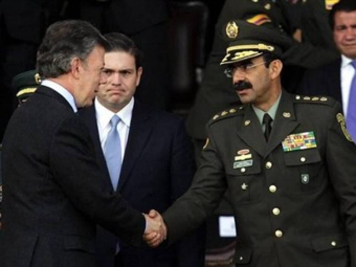 Santos pide a Palomino trabajar 24 horas del día contra la delincuencia