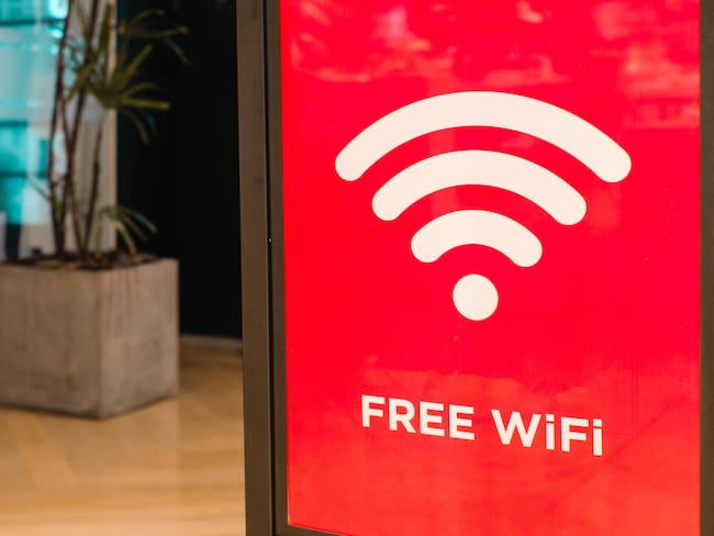 Páginas web a las que debe evitar entrar si se conecta a una red WiFi pública