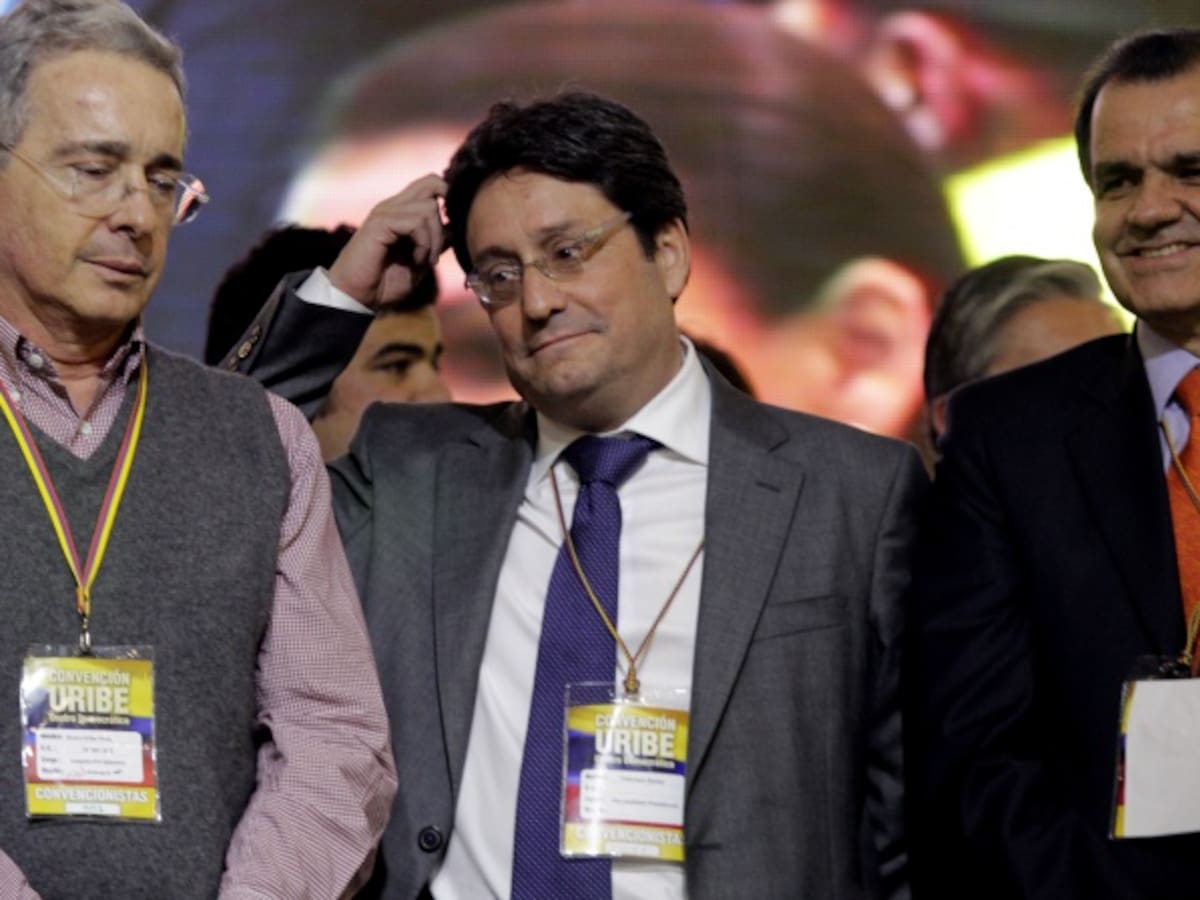 Comisiones de Paz invitan a Uribe a buscar caminos de paz