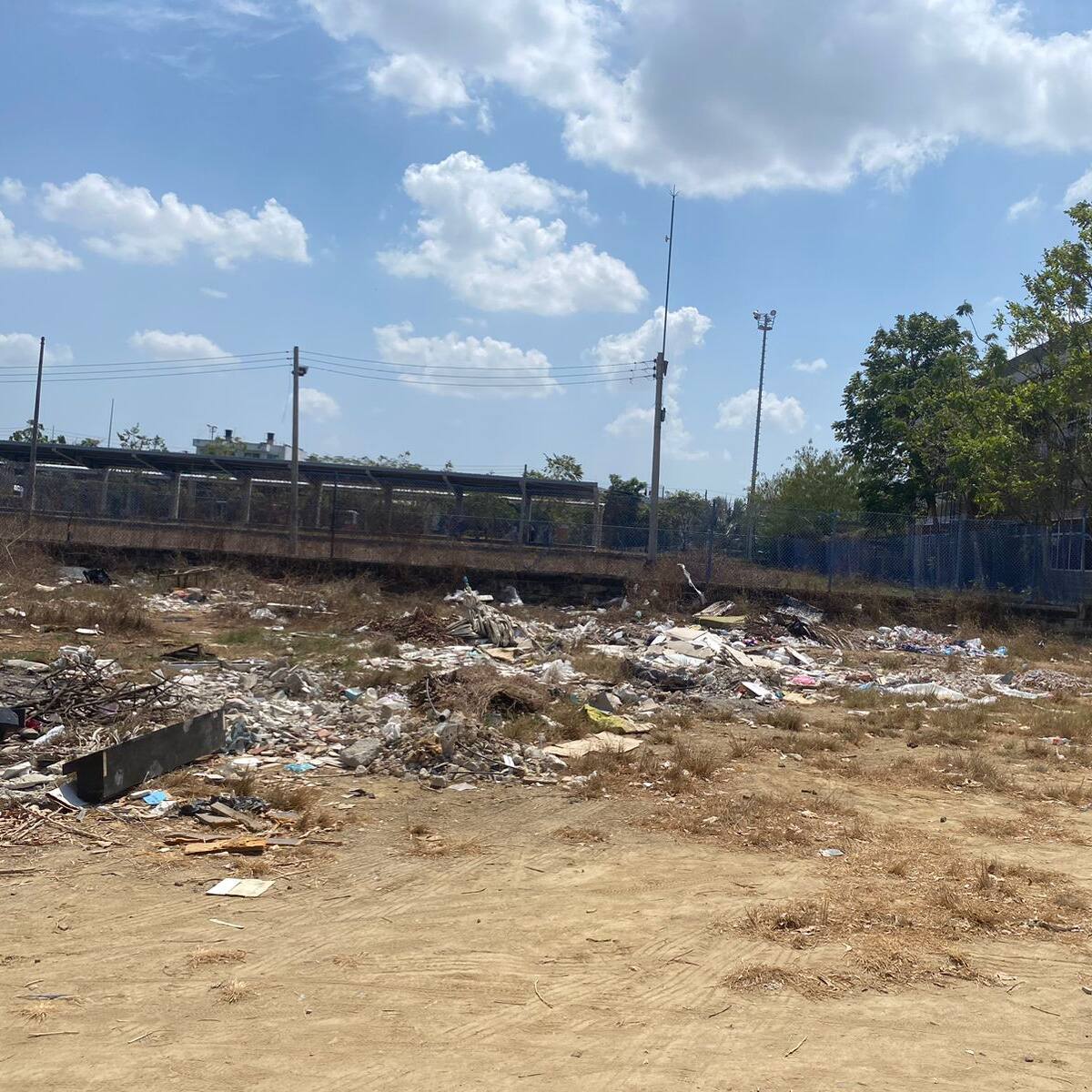 Basura, inseguridad y movilidad, problemas que aquejan a la urbanización Anita