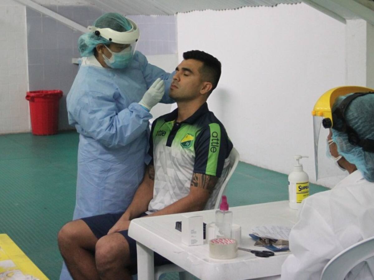 Atlético Huila anuncia un positivo por COVID-19 tras realizar las pruebas