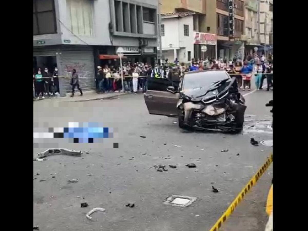En choque de varios vehículos falleció un hombre en Medellín