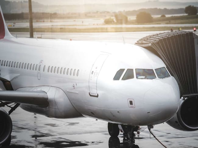 Tres universidades colombianas fabricarán por primera vez piezas para aviones AIRBUS