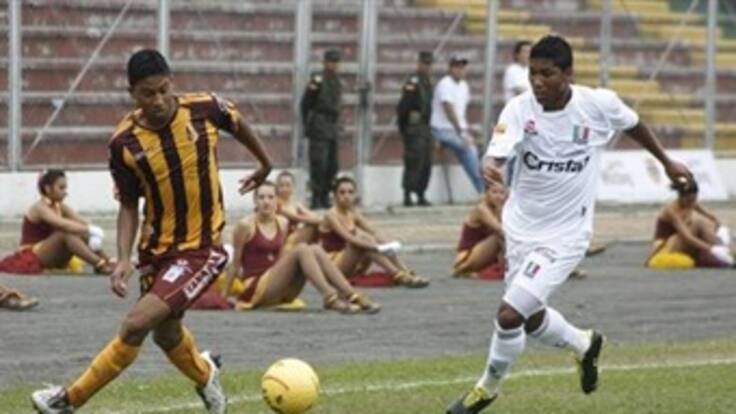 Deportes Tolima y Once Caldas inician este miércoles su camino al título del fútbol colombiano
