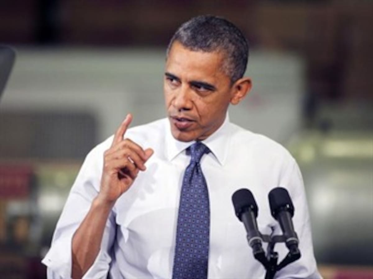 Obama presiona a republicanos por recortes tributarios para clase media