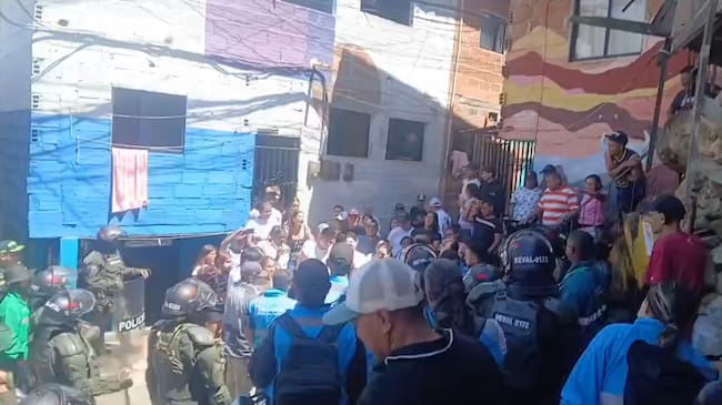 Desalojo en Manrique - foto comunidad