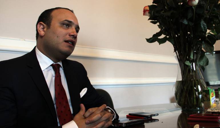 Aseguró Alfredo Deluque que aceptarle la renuncia a Jorge Armando Otálora no se podría hacer en sesiones extras.