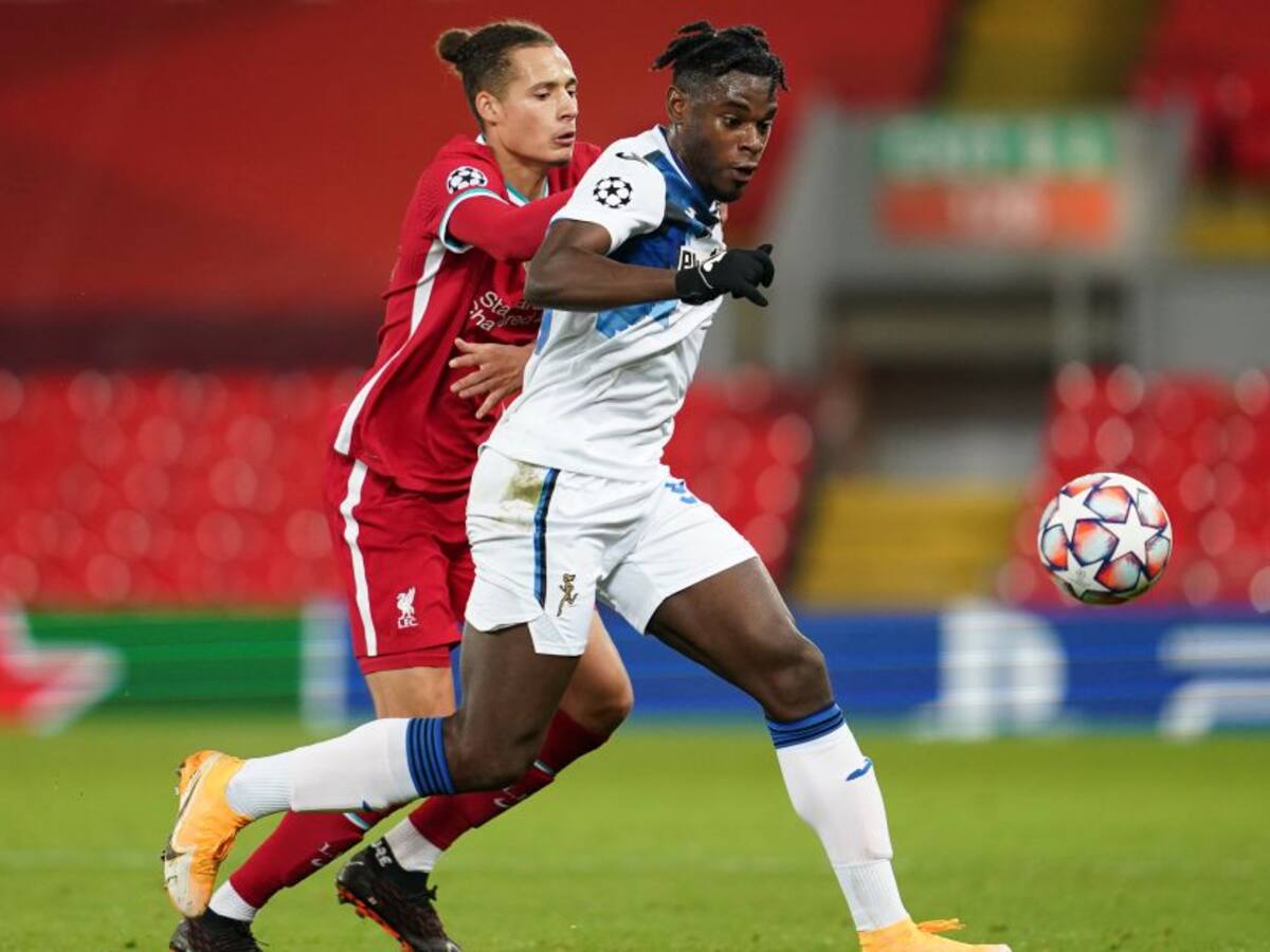 Atalanta venció al Liverpool en Anfield con sus tres colombianos suplentes