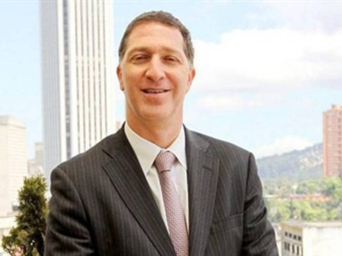 ETB le apunta a fibra óptica y TV interactiva