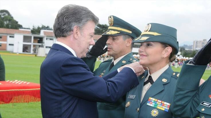 Pensamos más en ayudar que en disparar: nueva general de Ejército