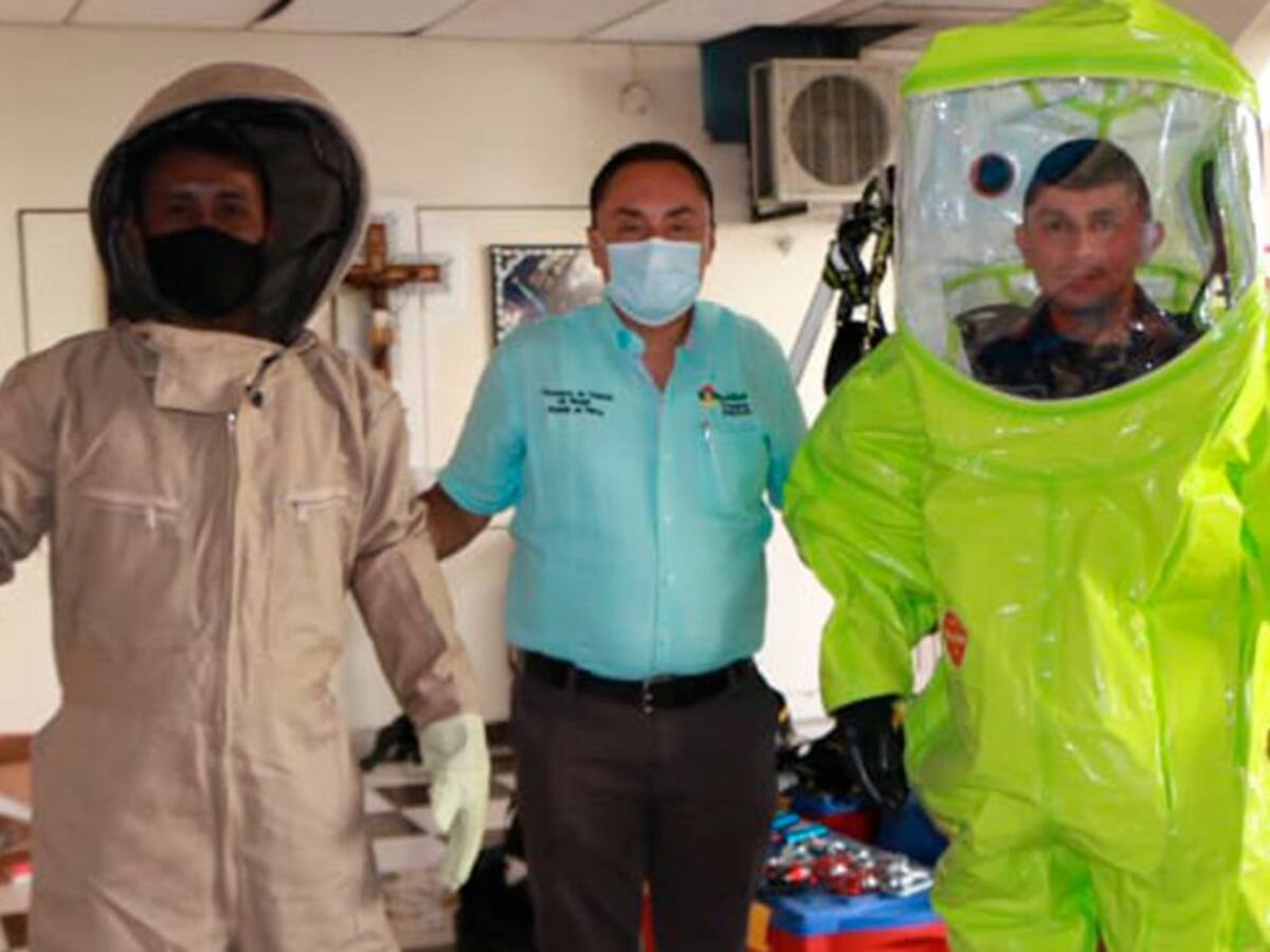 Dotan de equipos especiales para atender emergencia a bomberos en Neiva