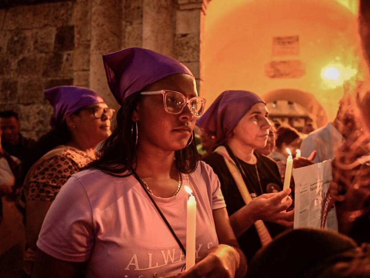 Cartagena conmemoró aniversario 20 del feminicidio múltiple en la Torre del Reloj