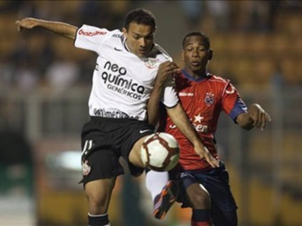 Medellín cierra con derrota ante Corinthians su participación en la Copa Libertadores