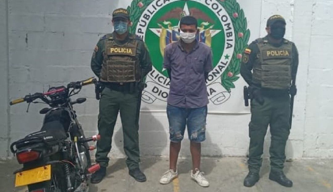 ‘El Juepa’ en compañía de otro sujeto cometió el hurto en el sector Isla de Belén del barrio Fredonia