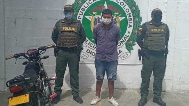‘El Juepa’ en compañía de otro sujeto cometió el hurto en el sector Isla de Belén del barrio Fredonia