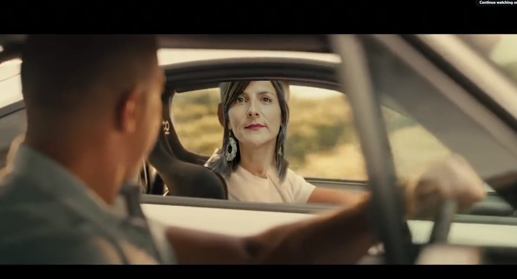 Irene O'Conner - Irene Vélez Video de Cambio Radical