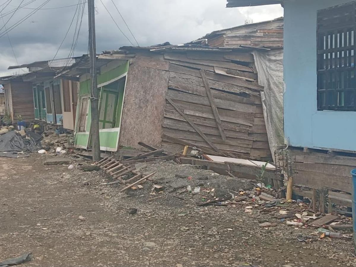 Empresarios apoyan la recuperación de Buenaventura apadrinando barrios afectados por el terremoto
